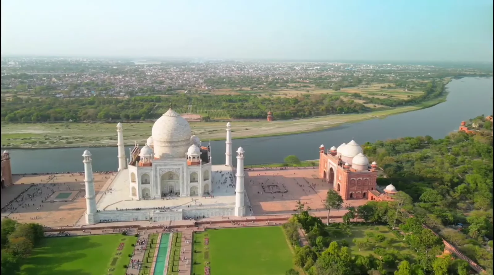 India — apply for your visa online with VisitsVisa